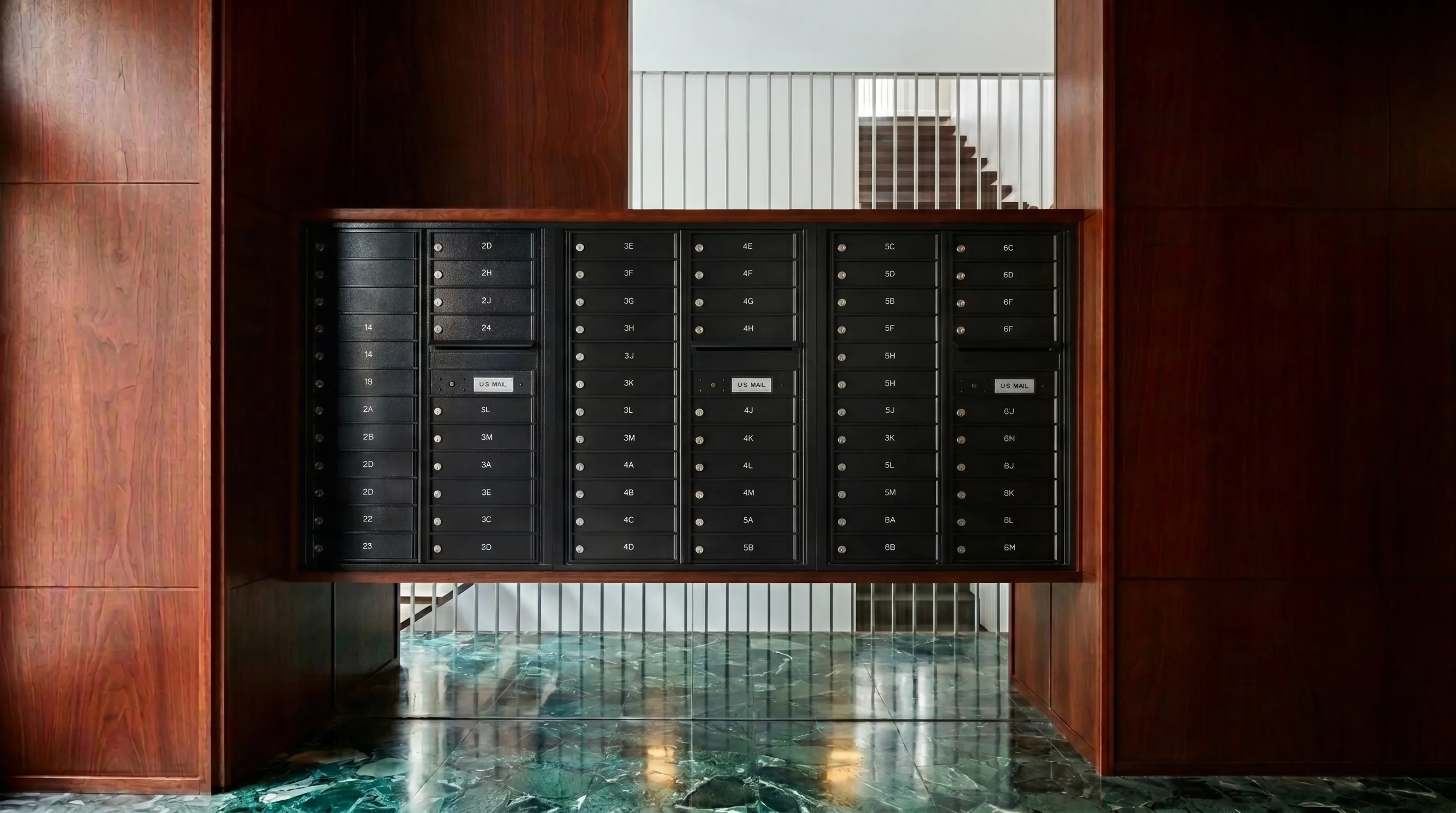 DRAWER 4K — 01